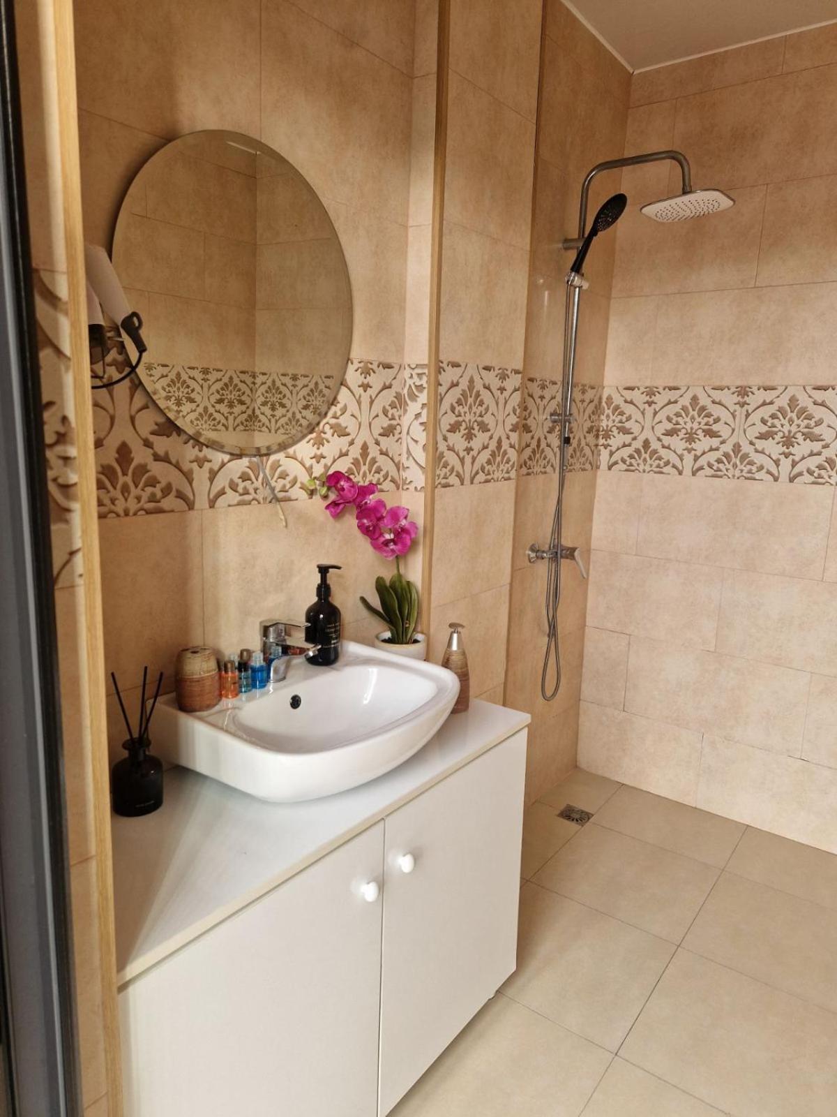 New House Kobuleti 2 Otel Dış mekan fotoğraf